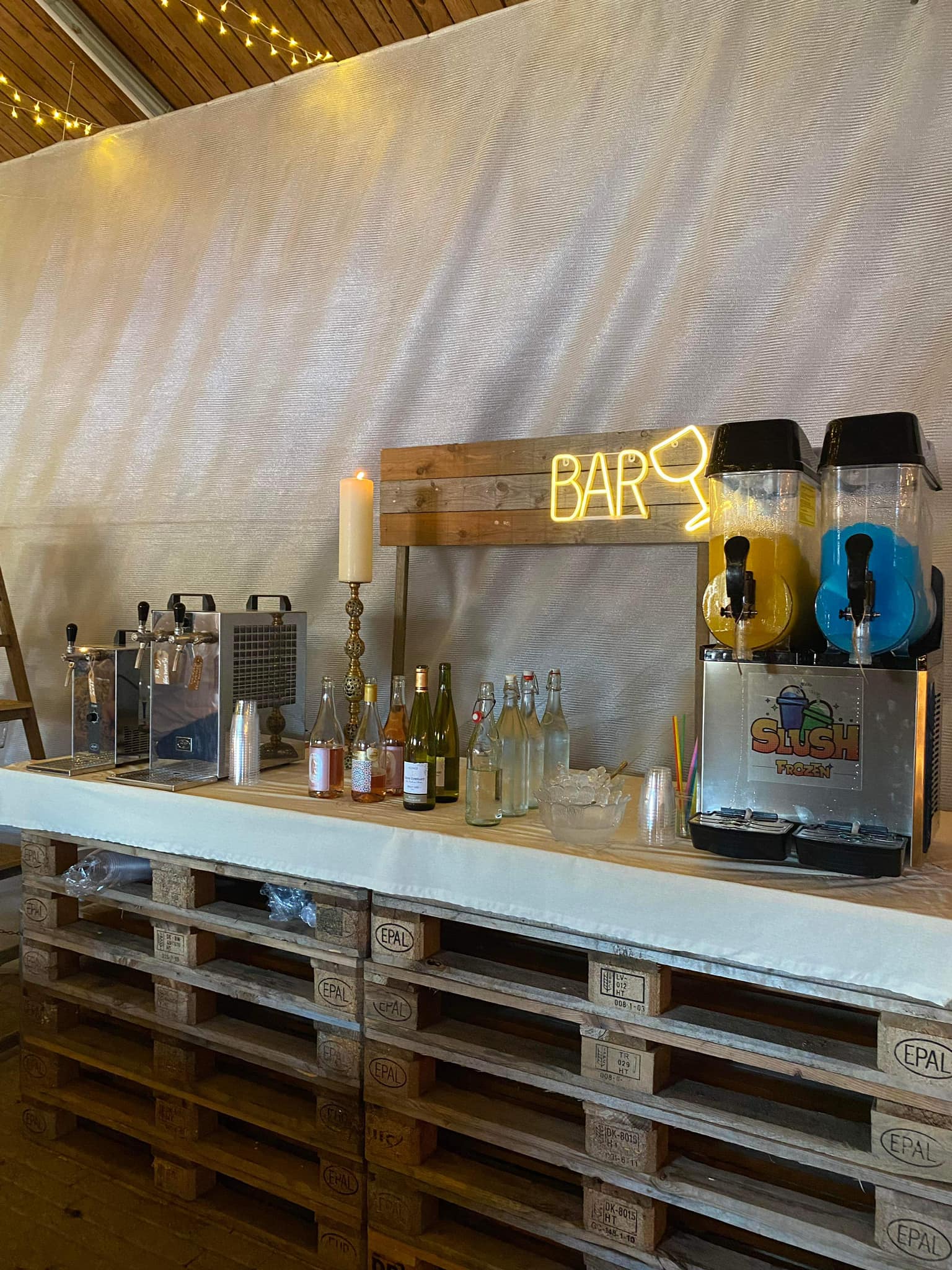 Slush-ice maskine og fadølsanlæg fra FJ partygear